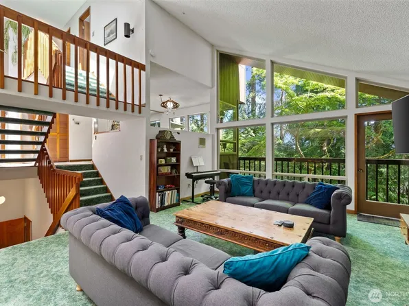 3068 169th Avenue NE, Bellevue, WA 98008