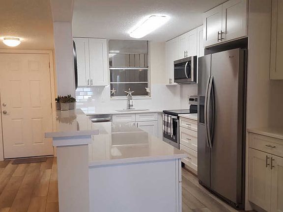 2nd image of 100 Paradise Harbour Blvd APT 101
