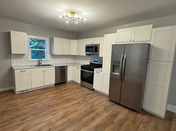 544 Howard St SE, Grand Rapids, MI 49507