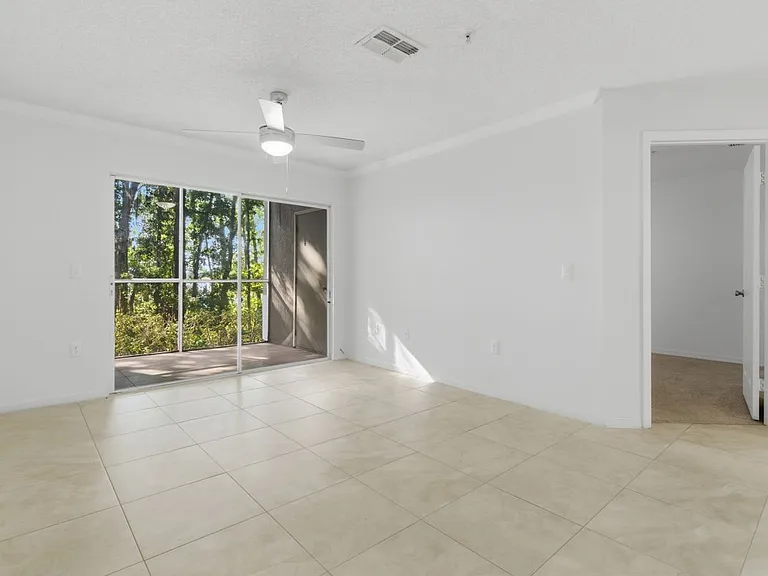 4240 Summer Landing Dr #102 — Photo 3