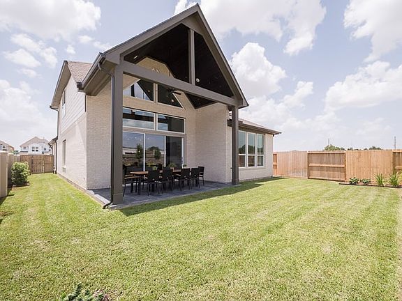 Representative Only Tanager Plan Backyard