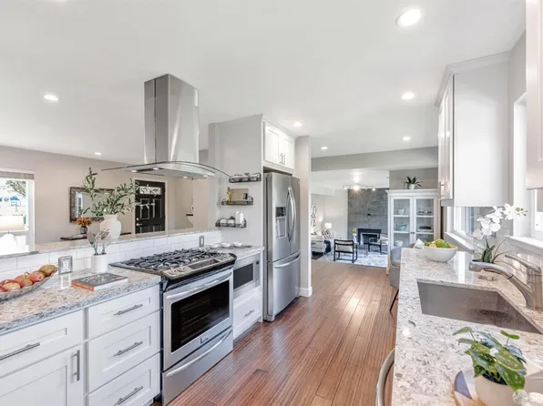 871 Silvia Court, Pacifica, CA 94044