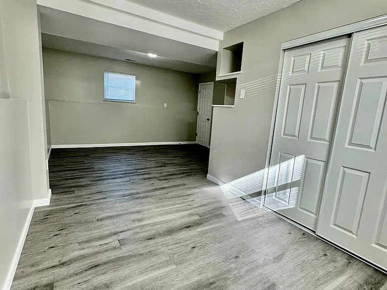 1542 E Meadowbrook Dr — Photo 31