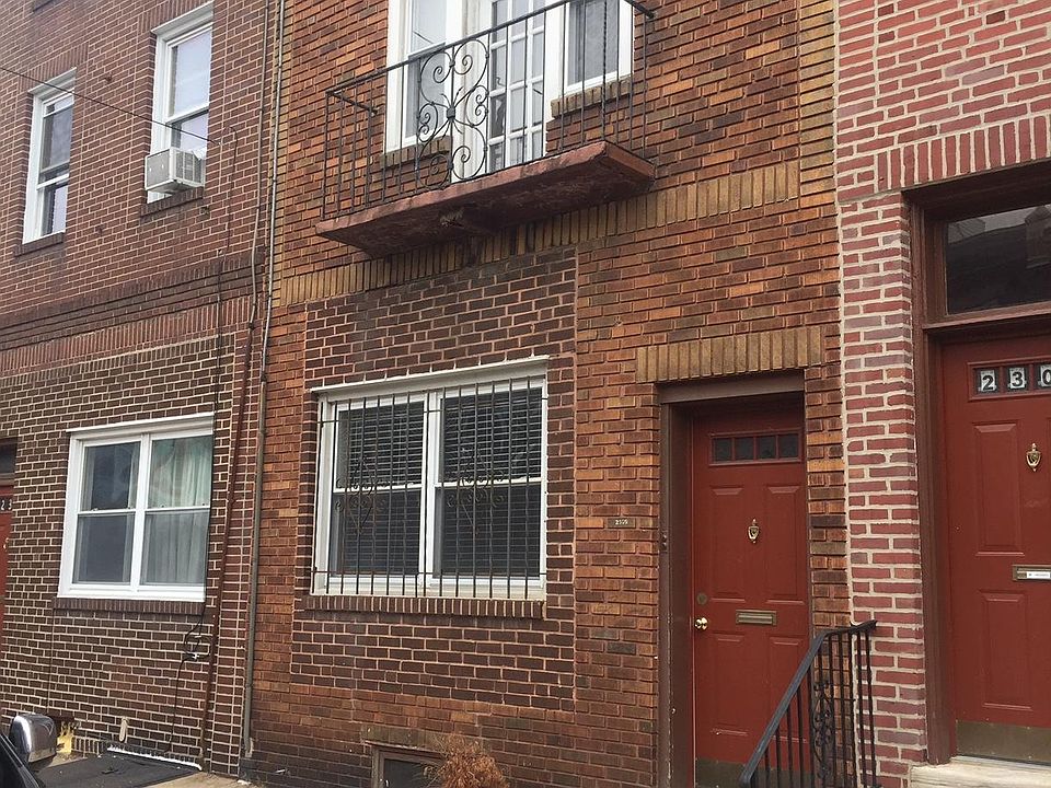 1st image of 2309 Brown St Floor 1