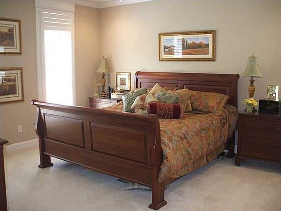 Master bedroom w/plantation shutters