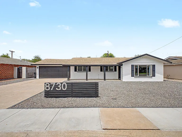 8730 E Rancho Vista Dr — Photo 2