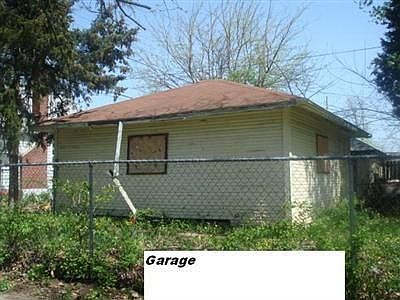 5th image of 201 E Fairview Ave