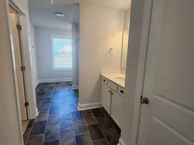 1808 Stackhouse Dr — Photo 16