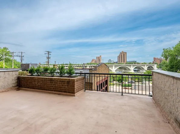401 1st St S #117, Minneapolis, MN 55401