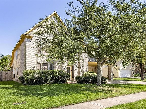 3rd image of 1905 Wynridge Dr