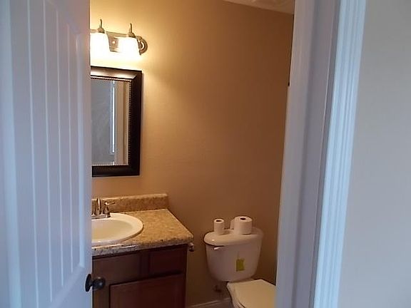 5th image of 1801B Beckett Dr
