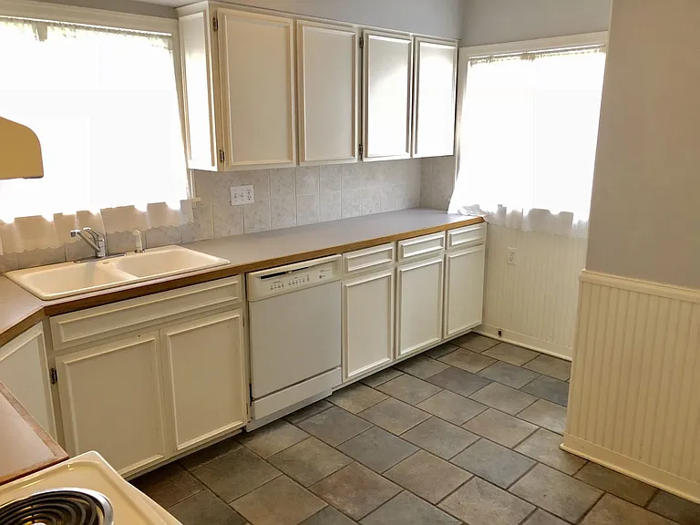 7024 NE Oregon St #A — Photo 16