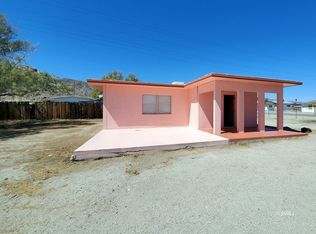 13769 Sutter St, Trona, CA 93562