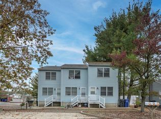 401 Buermann Ave APT 3, Toms River, NJ 08753