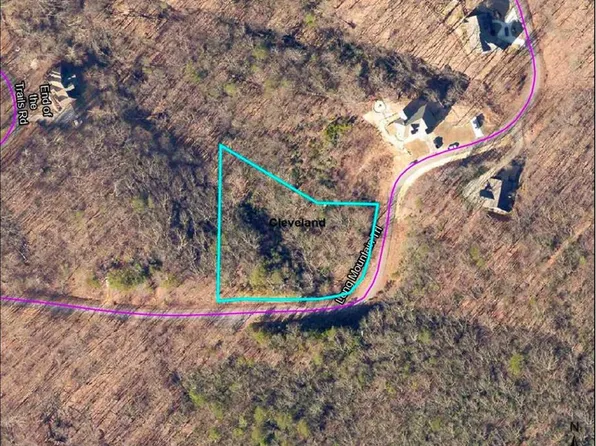 24 Long Mountain Trl, Cleveland, GA 30528