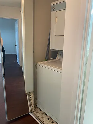 Sold by Merileads Inc. | media 19