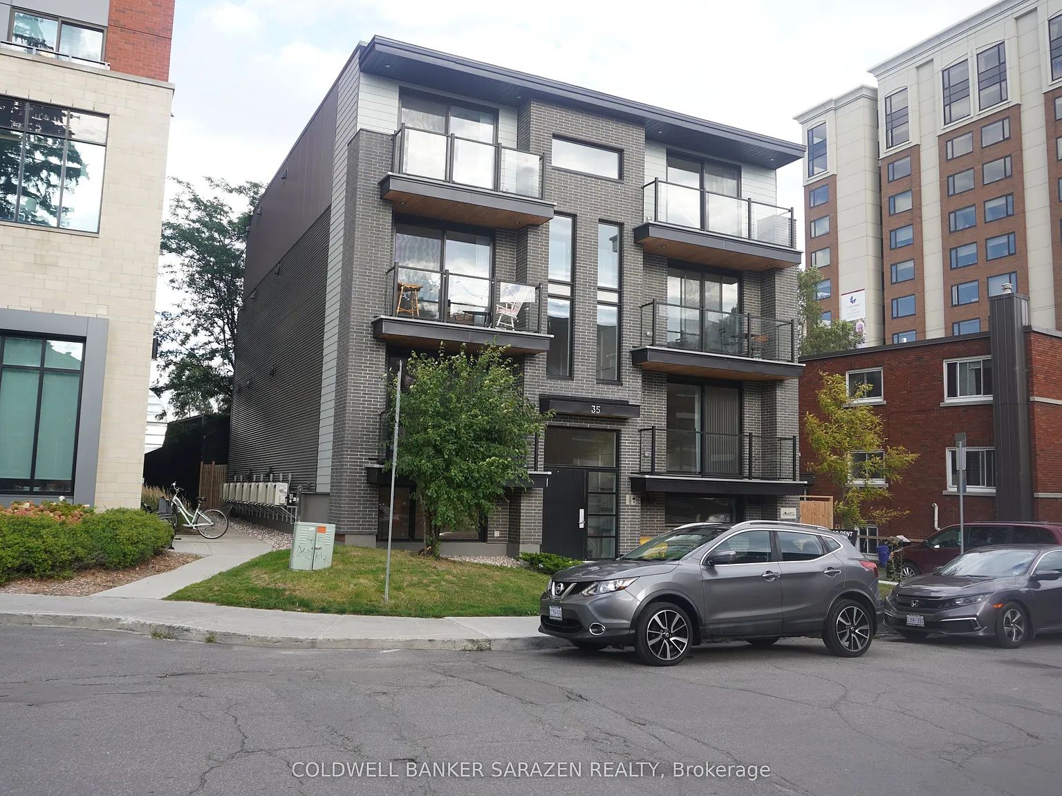2 bed, $2,395 — Photo 1