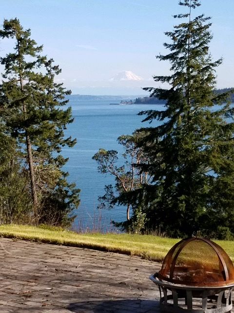 1st image of 9997 NE Pointview Dr