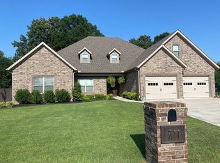 711 Bellwood Dr, Paragould, AR 72450