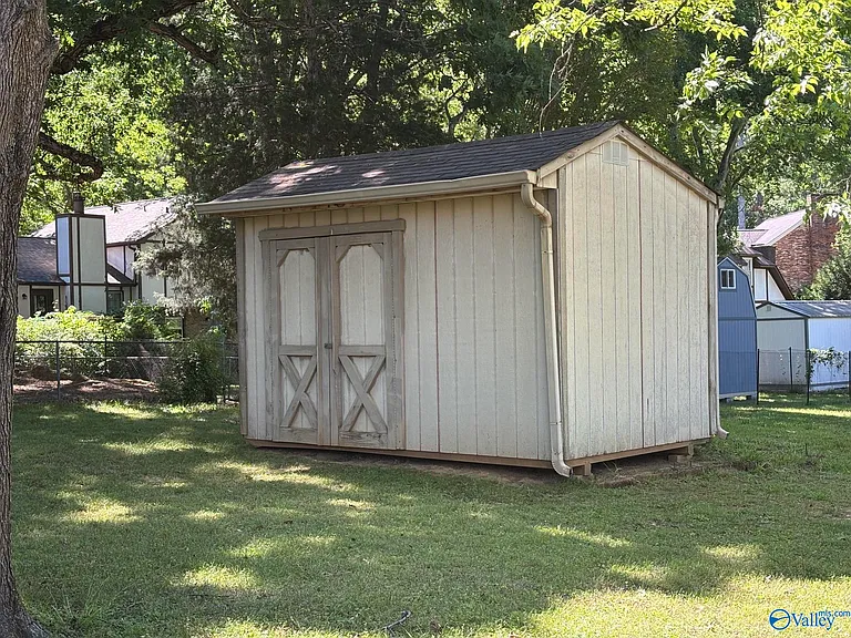 2705 Willena Dr SE — Photo 31