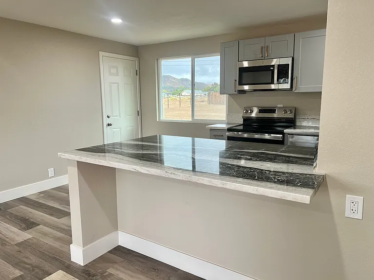 5685 Dolores Dr — Photo 11