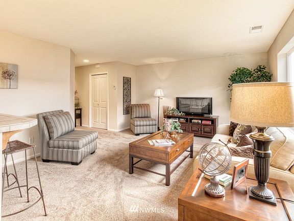 4th image of 20030 18th Avenue Ct E #44