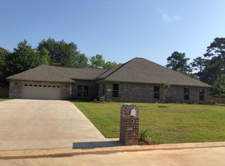 521 Linlee St, Deridder, LA 70634