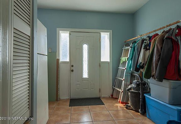 5th image of 617 Moseley Ave