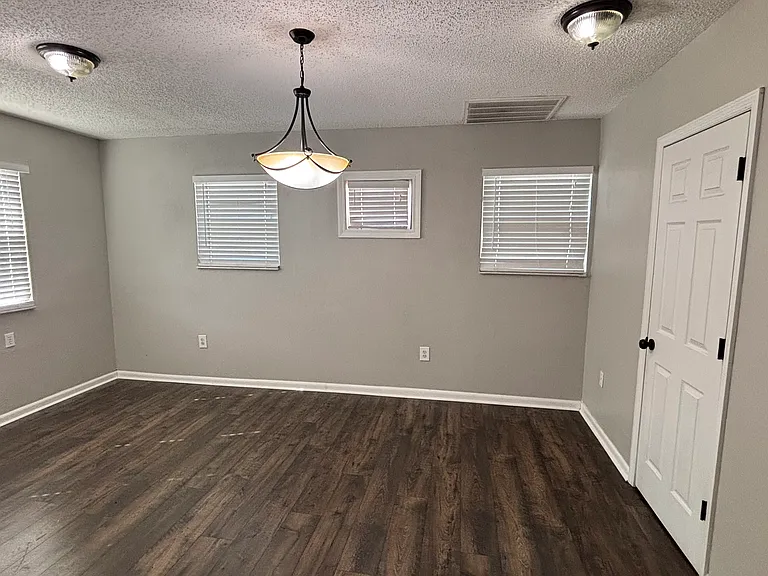1150 Luke Ave — Photo 14