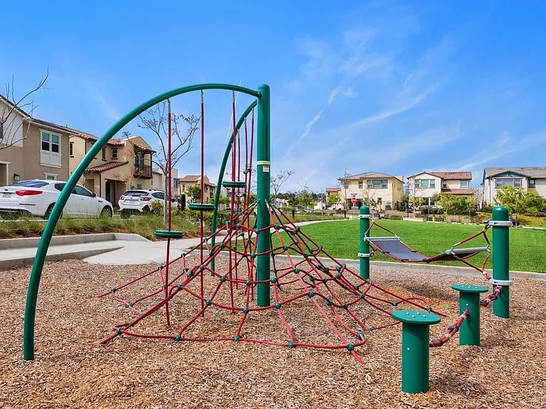 702 Westbrook Loop — Photo 49