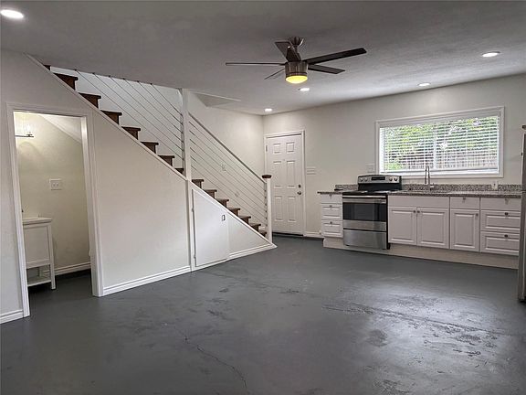 2nd image of 5325 Avenue R 1/2 #B
