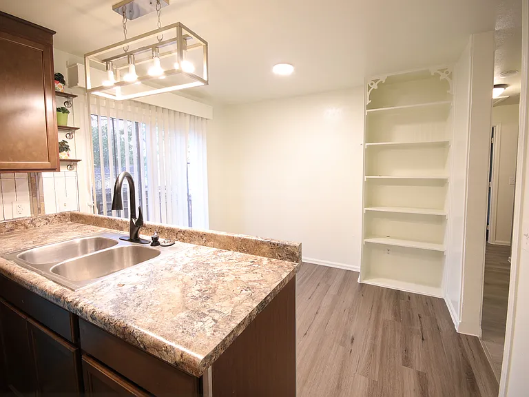 4569 Fontana Way — Photo 9