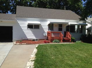 20488 Poplar St, Elkhorn, NE 68022