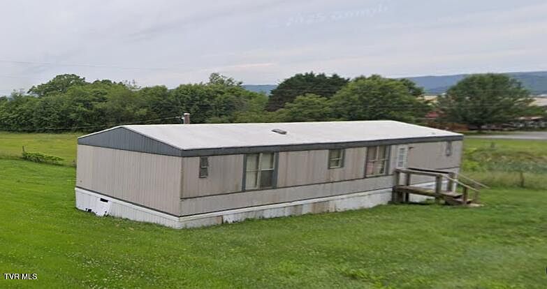 1st image of 2601 County Line Rd