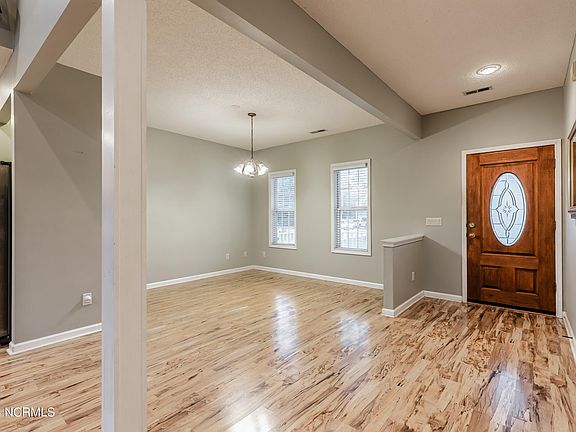 3rd image of 409 Tate Lake Drive