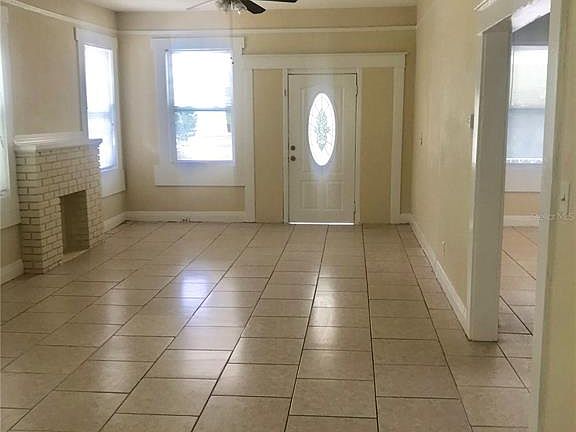 3rd image of 1013 E 23rd Ave