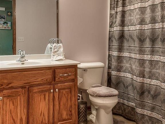 5th image of 2611 Aberdeen Dr