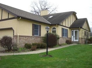 11 Tanglewood Dr, Greenville, PA 16125