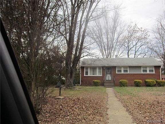 2nd image of 1902 Carneal St
