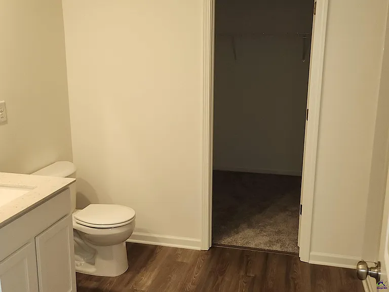 410 Cannon Point Dr — Photo 12