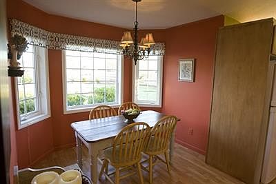 5th image of 10119 Coachman Ln SE