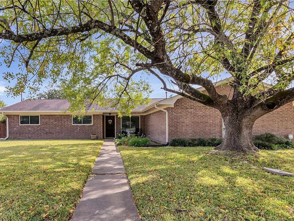1st image of 3609 Oak Hill Dr