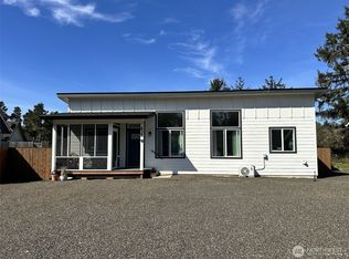 638 Rainbow Ct NE, Ocean Shores, WA