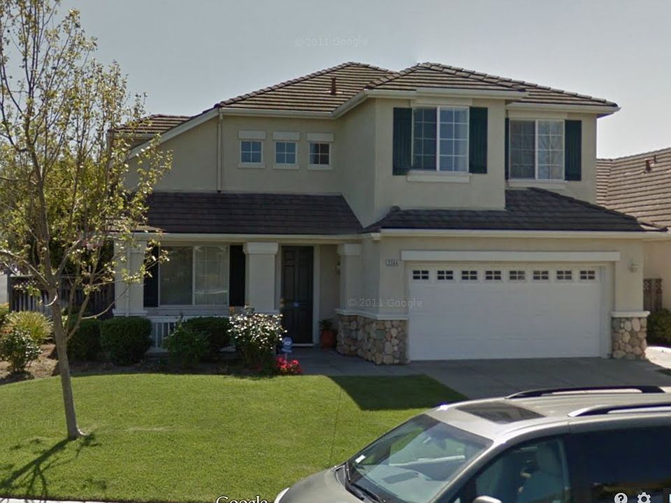 1st image of 2504 Heritage Way