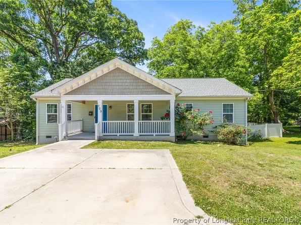 709 Hawkins Ave, Sanford, NC 27330