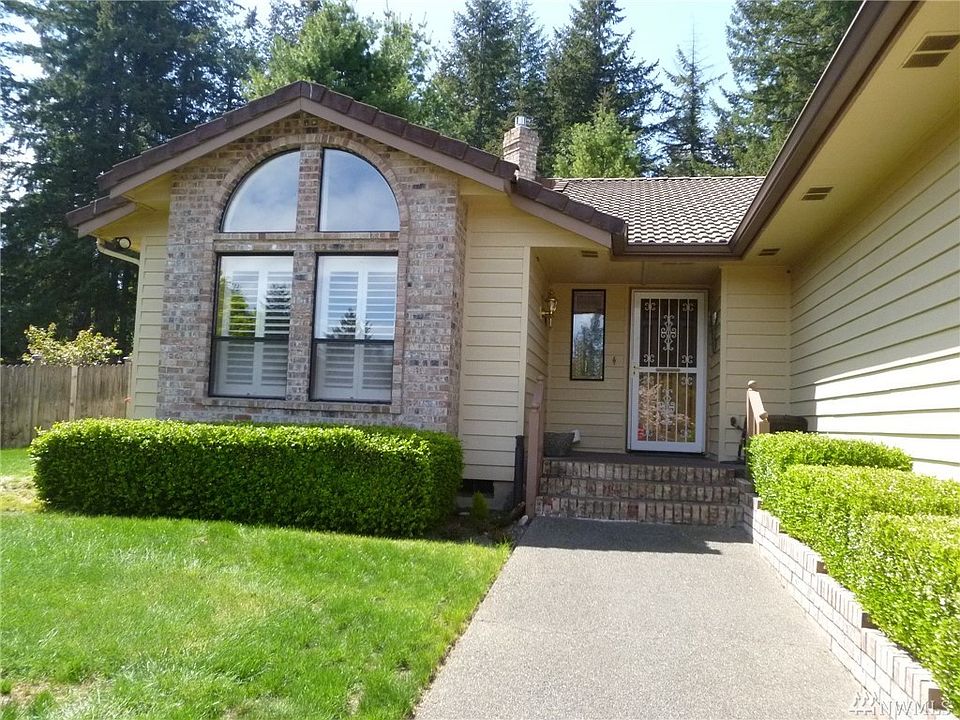 1st image of 1707 Easthill Pl NW