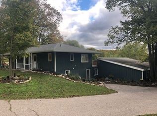 05844 Pincherry Rd, Charlevoix, MI 49720