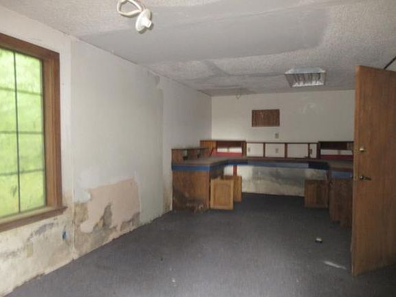 3rd image of 12611 State Highway 7 E