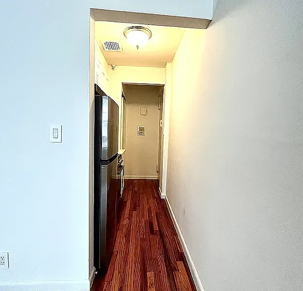 1321 3rd Ave #2A — Photo 8