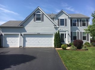 1830 Northwood Ln, Wauconda, IL 60084
